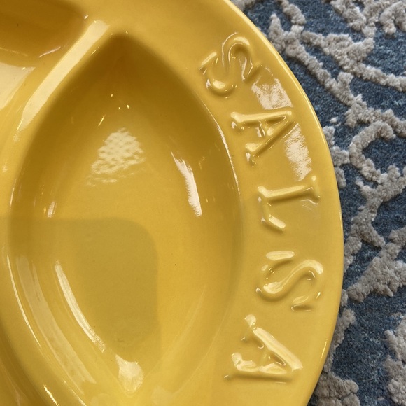 Vintage Sunflower Yellow Sectioned Ceramic Glazed Serving Platter. IEC. - Picture 4 of 7